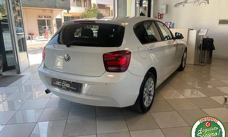 Bmw 116 D 5P. Effici...