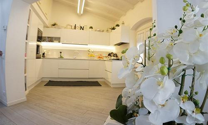 Appartamento A - Cen...