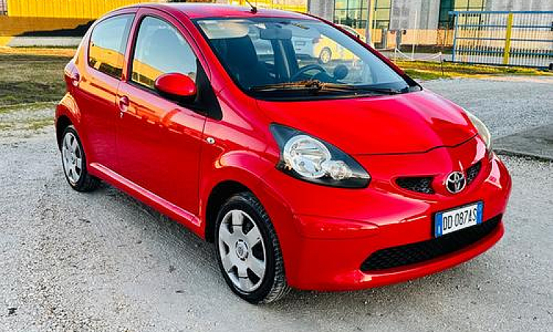 Toyota Aygo 1.0 Benz...