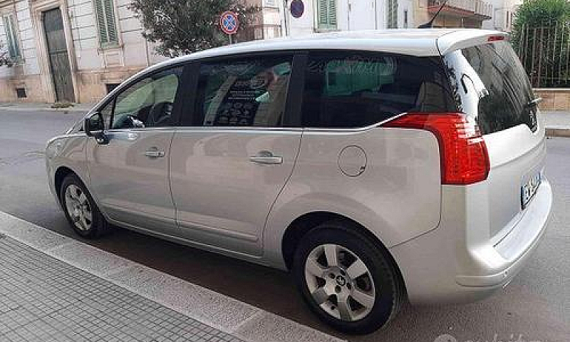 Peugeot 5008 1.6 Hdi...