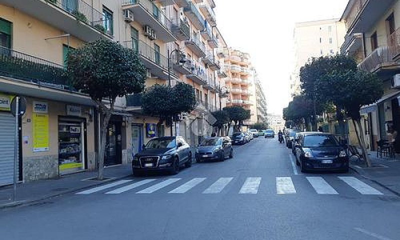3 Locali A Nocera In...
