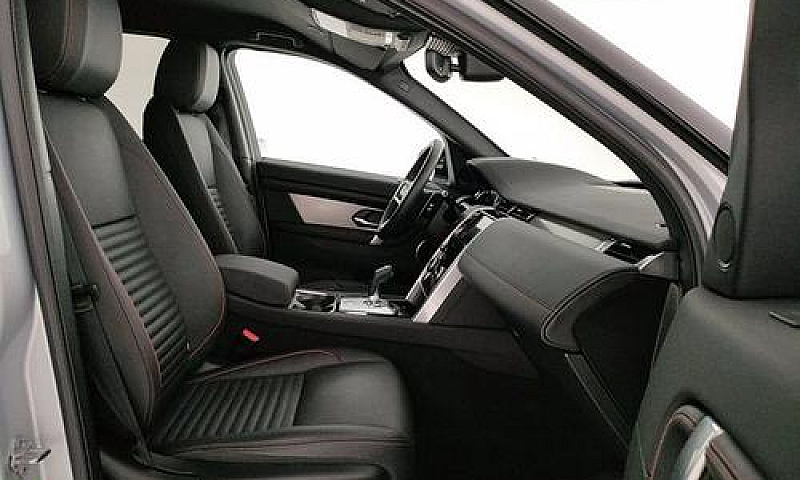 Land Rover Discovery...