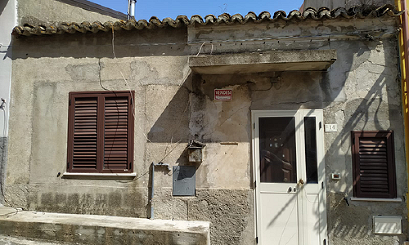 Casa Indipendente...