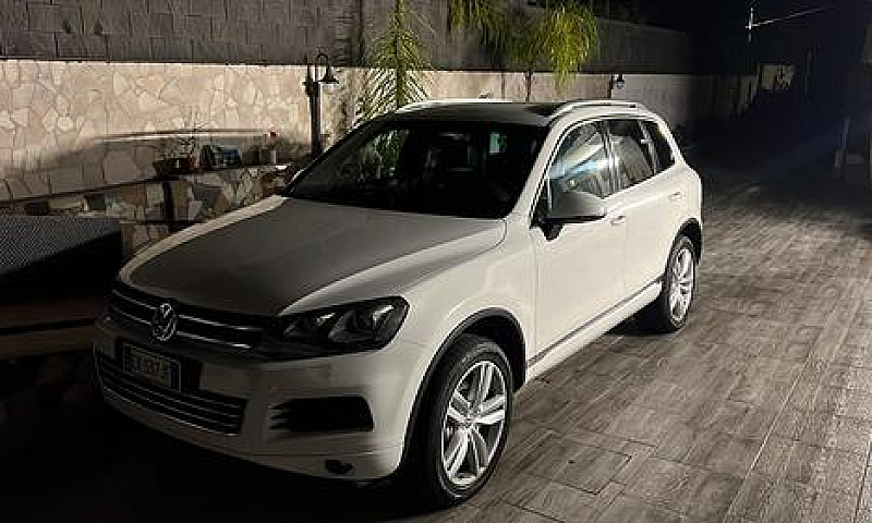Volkswagen Touareg...
