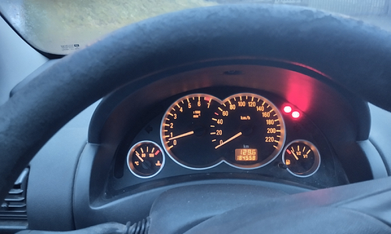Opel Corsa 5P...