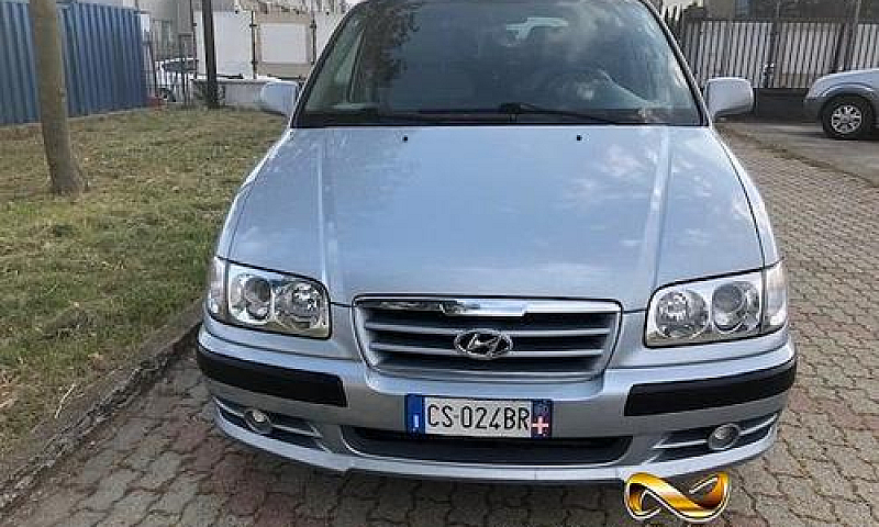 Hyundai Trajet 2.0 C...