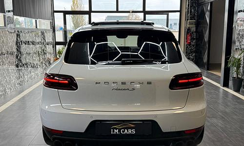 Porsche Macan 3.0 S ...
