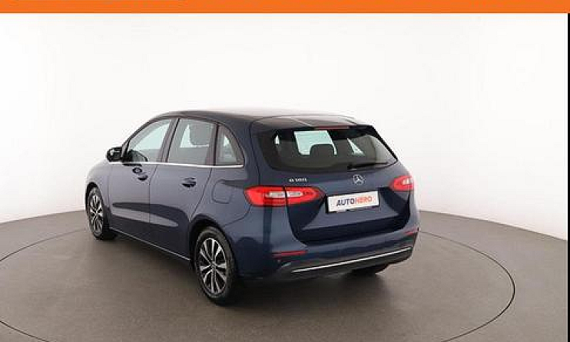 Mercedes-Benz B 180 ...