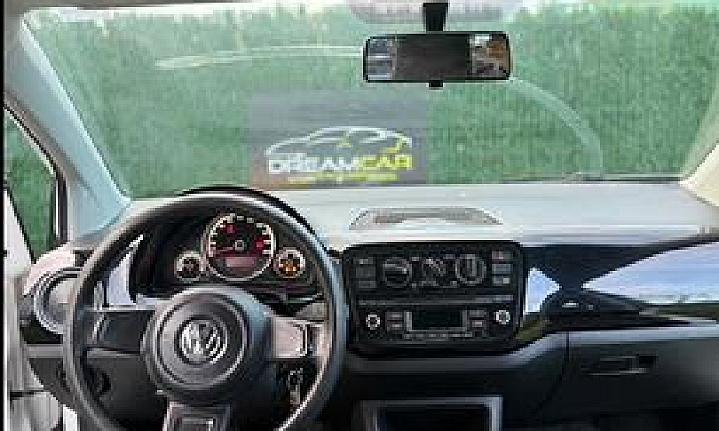 Volkswagen Up 2013 1...