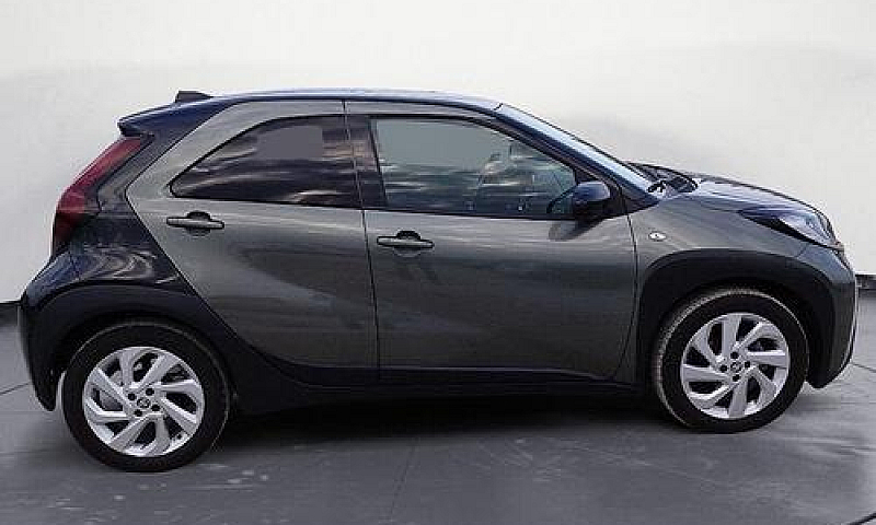 Toyota Aygo X 1.0 Tr...