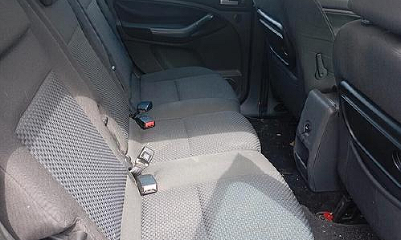 Ford C-Max - 2010...