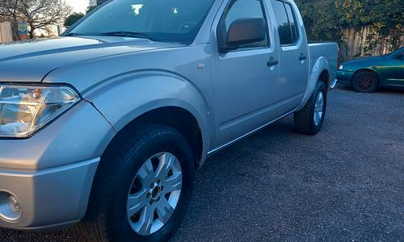 Nissan Navara Doppia...