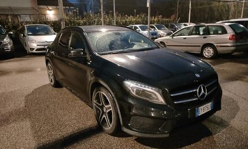 Mercedes-Benz Gla 20...