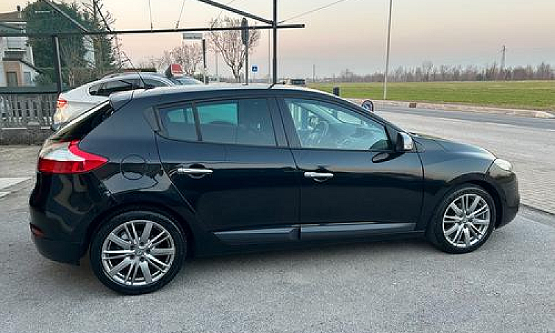 Renault Megane 1.9 D...