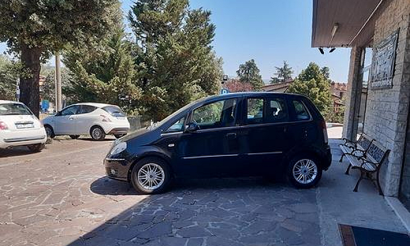 Lancia Musa 1.3 Mjt ...