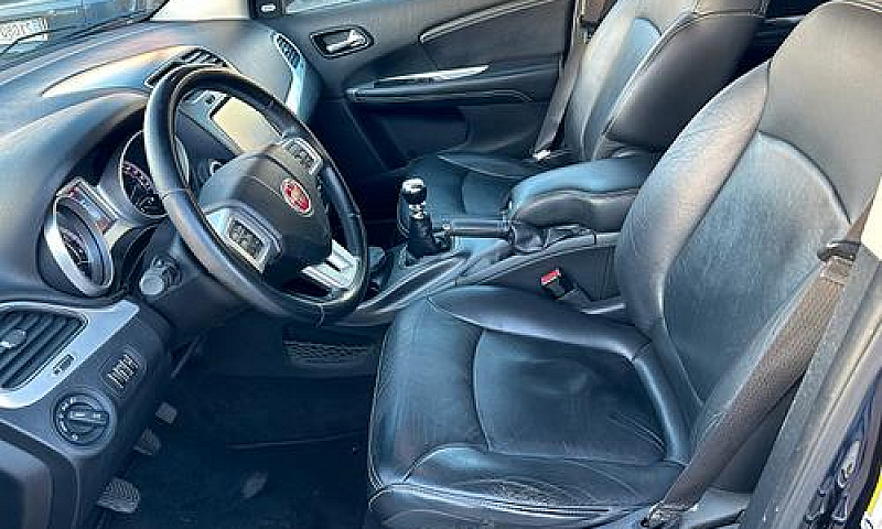 Fiat Freemont - 2012...