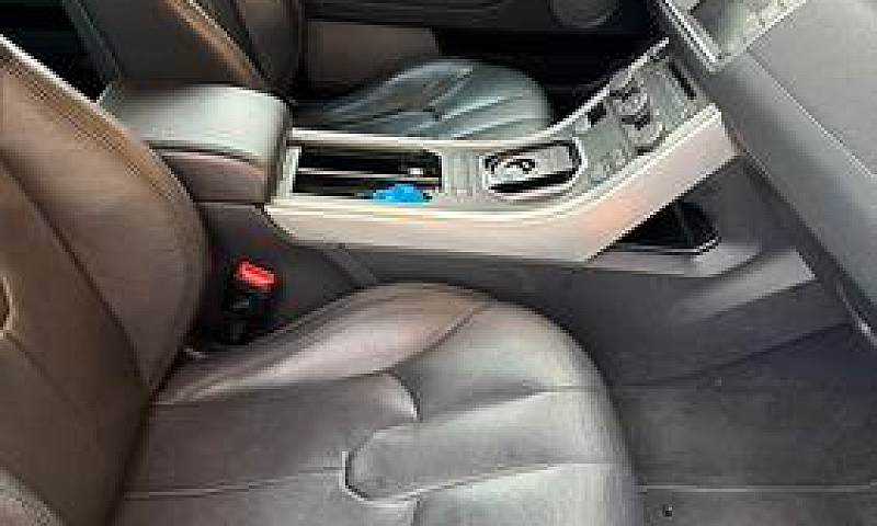 Range Rover Evoque 2...