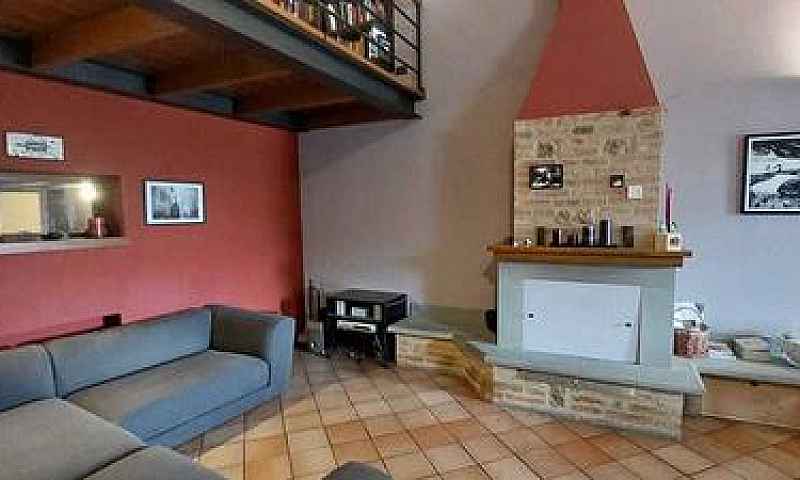 Appartamento A Ascia...