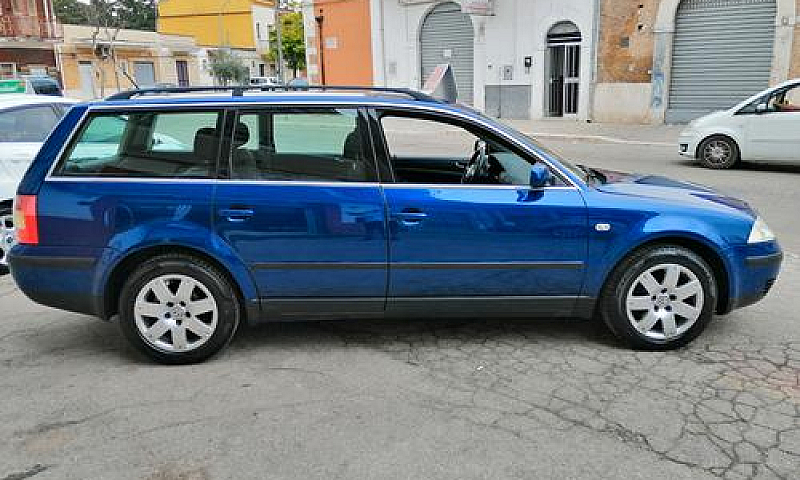 Volkswagen Passat 1....