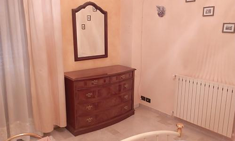Appartamento Con Ter...