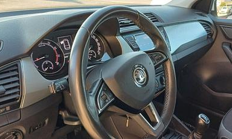 Skoda Fabia 1.0 Mpi ...