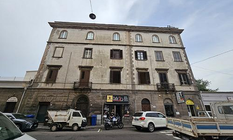 Quadrilocale A Cagli...
