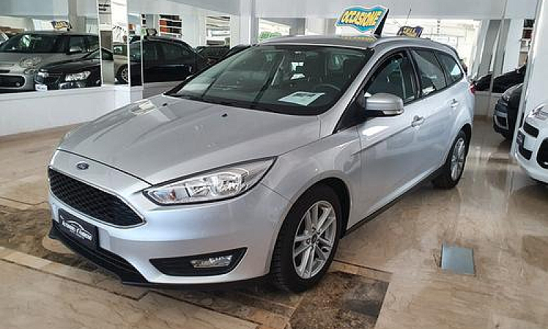 Ford Focus Sw 1.5 Td...