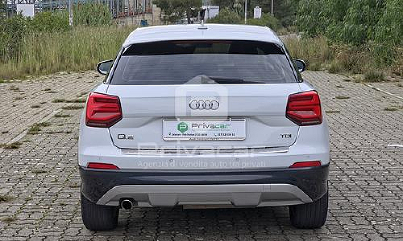 Audi Q2 1.6 Tdi Desi...