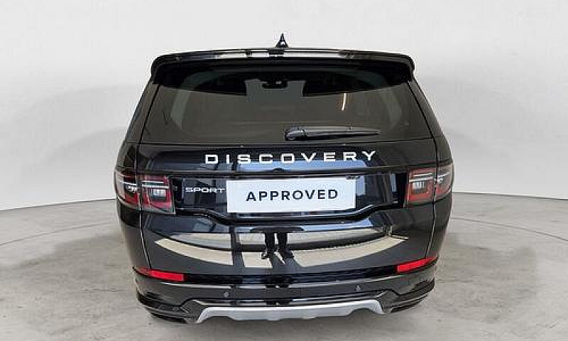 Land Rover Discovery...