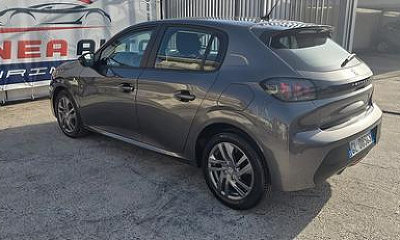 Peugeot 208 Puretech...