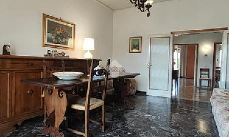 5 Locali A Scandicci...