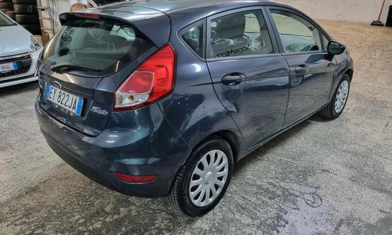 Ford Fiesta 1.4 5 Po...