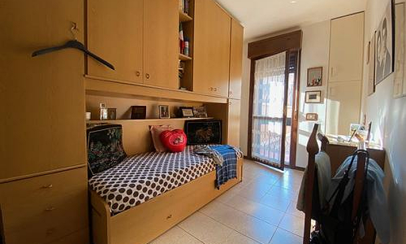 2 Camere Con Giardin...