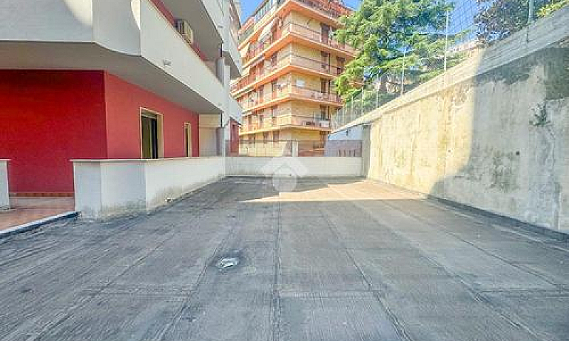 3 Locali A Chieti...