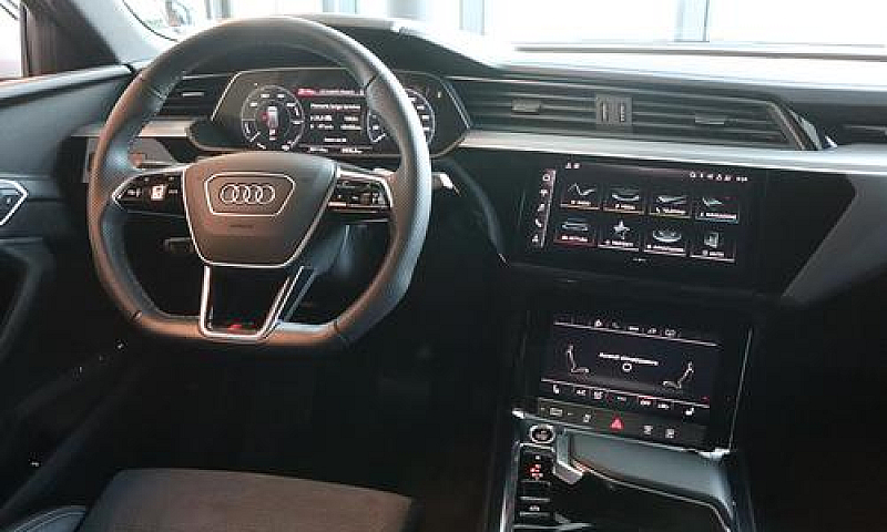 Audi E-Tron 55 Quatt...