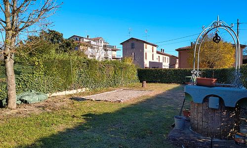 Vera Maisonette Su D...