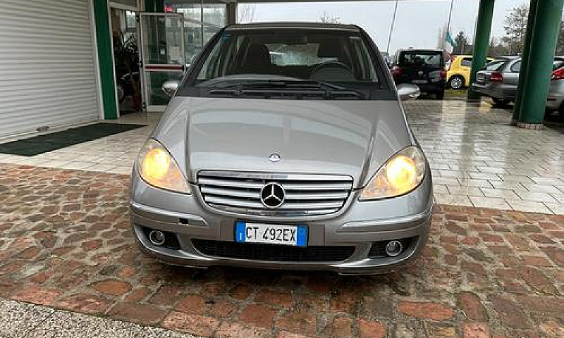 Mercedes-Benz A 180 ...