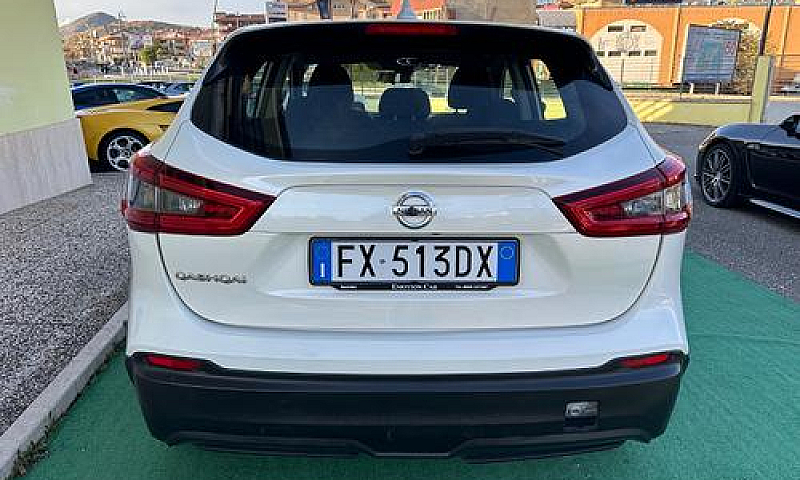 Nissan Qashqai 1.5 D...