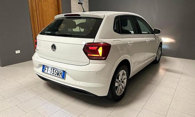 Volkswagen Polo Busi...