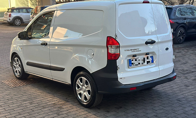 Ford Transit Courrie...