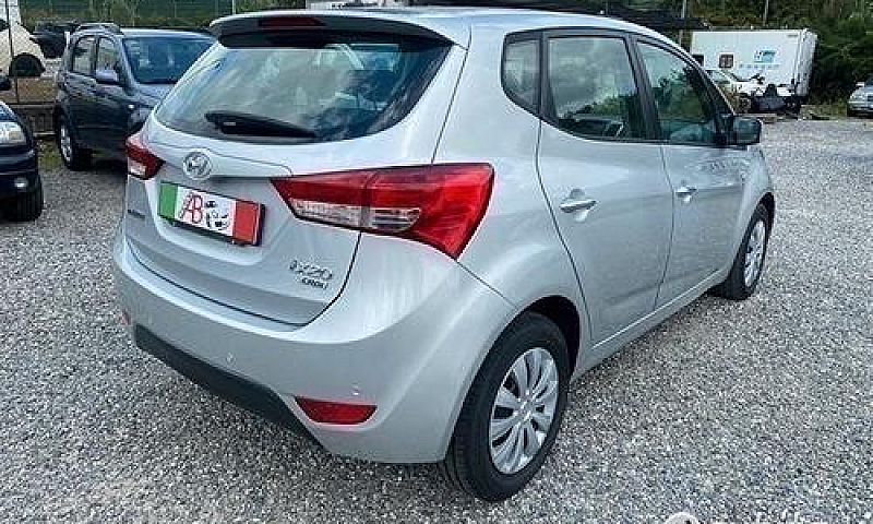 Hyundai Ix 20 1,4 D ...