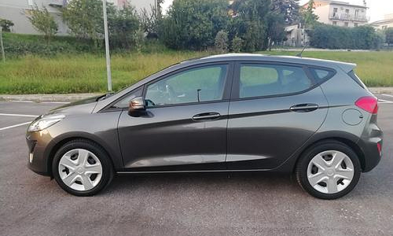 Ford Fiesta 1.5 Tdci...