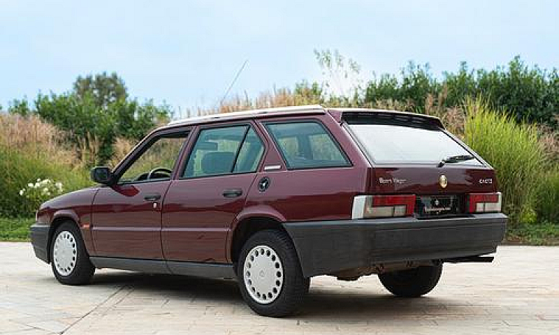 Alfa Romeo 33 1.3 I....