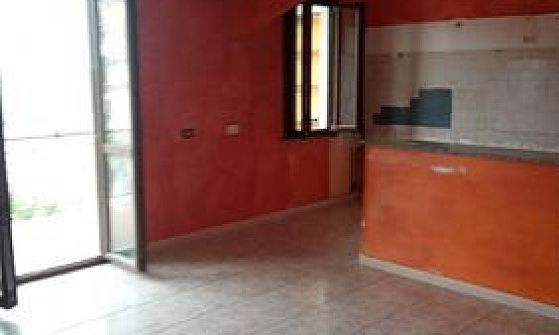 Appartamento Con Gar...