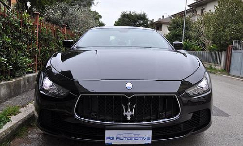 Maserati Ghibli V6 D...