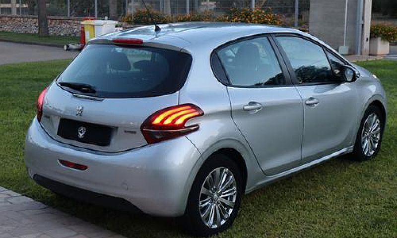 Peugeot 208 Bluehdi ...