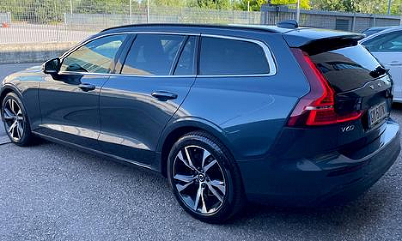 Volvo V60 B4 2.0 Plu...