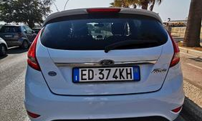 Ford Fiesta 1.4 5P. ...