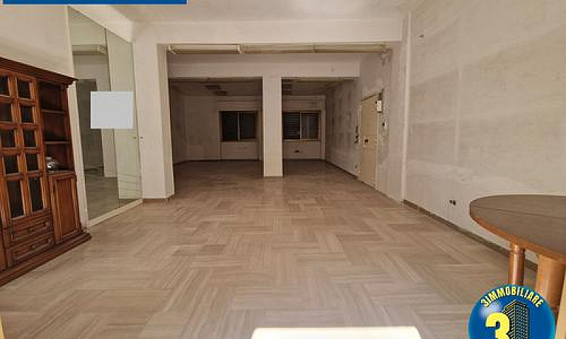 Zona Barberini: Appa...
