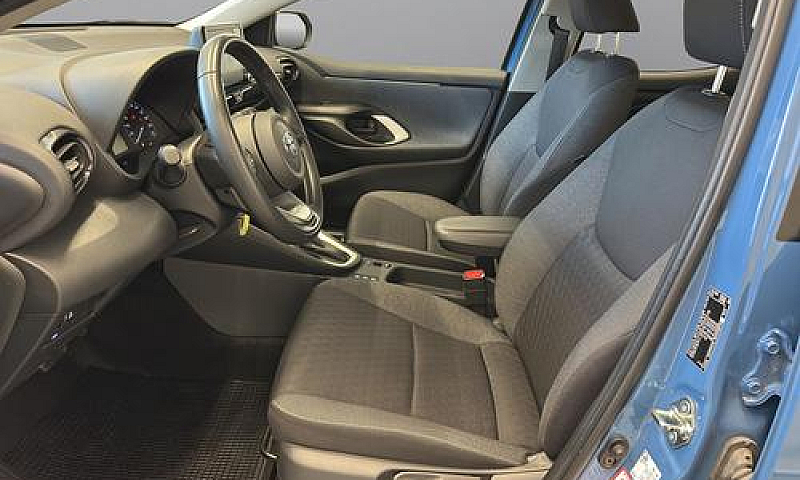 Toyota Yaris 1.5H Ac...